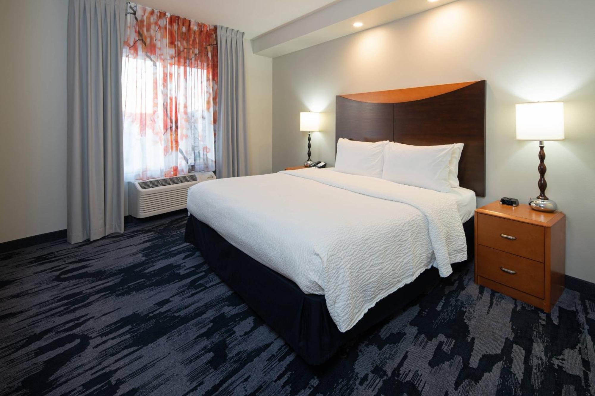 Fairfield Inn & Suites Seattle Bremerton Exterior photo